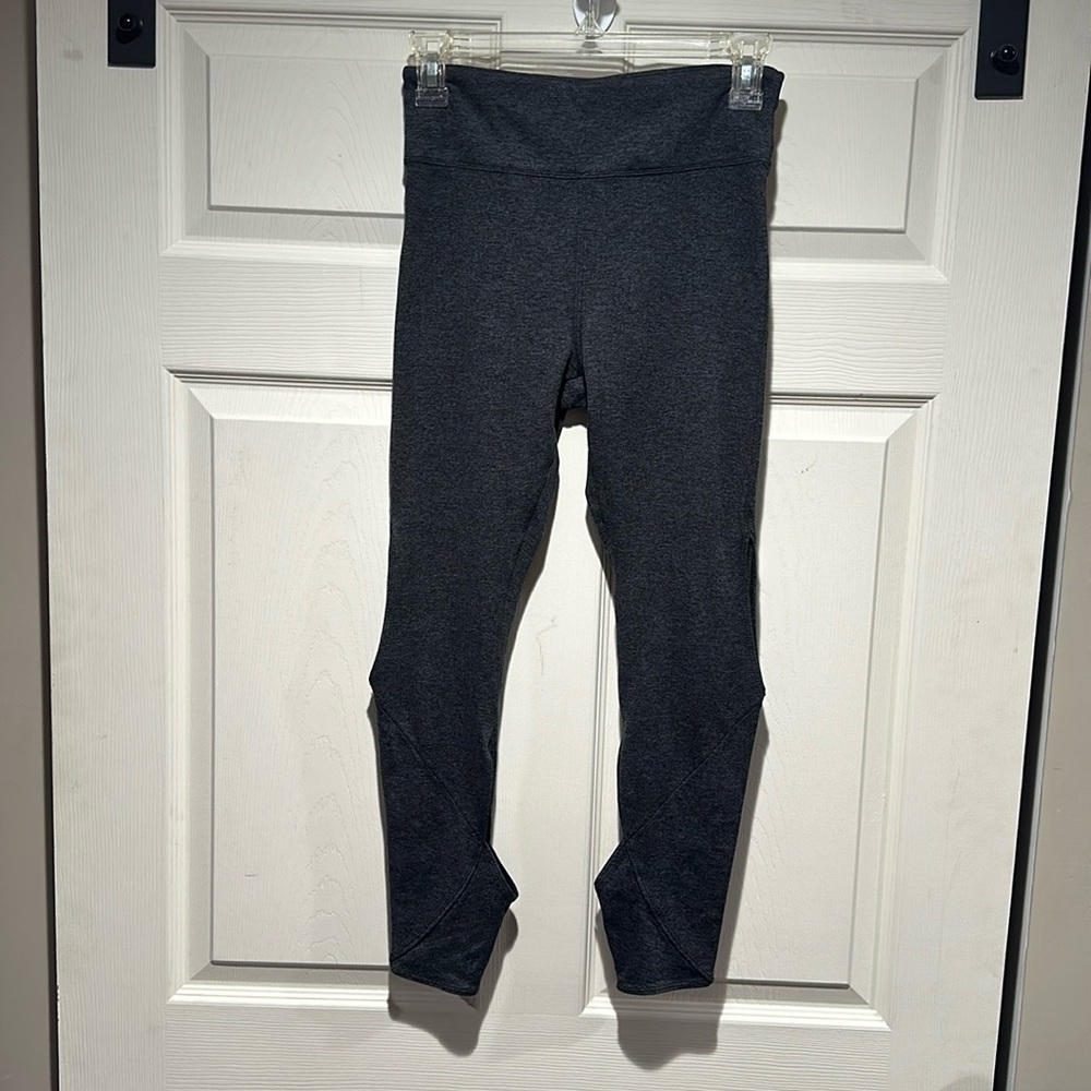 FREE PEOPLE GRAY LEGGINGS WITH CUT OUTS ON LEGS! NWOT!!